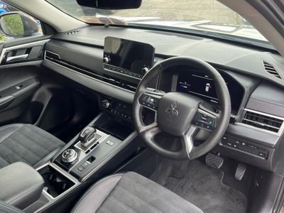 2023 Mitsubishi Outlander