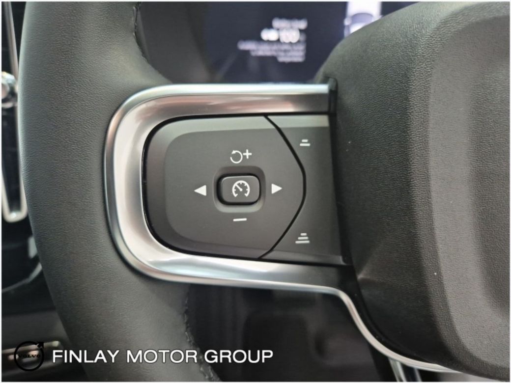 2026 Volvo Ex40