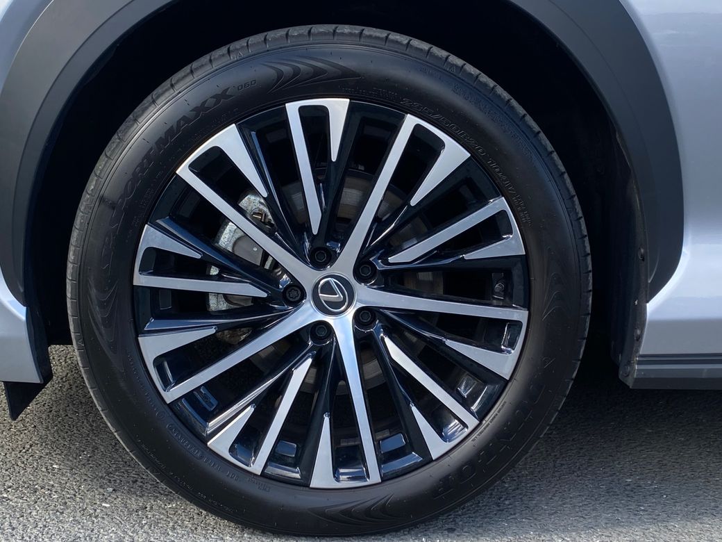 2025 Lexus RZ