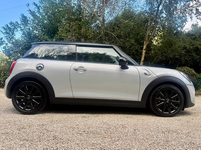 2018 Mini Hatch