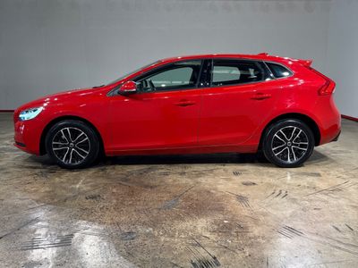 2019 Volvo V40