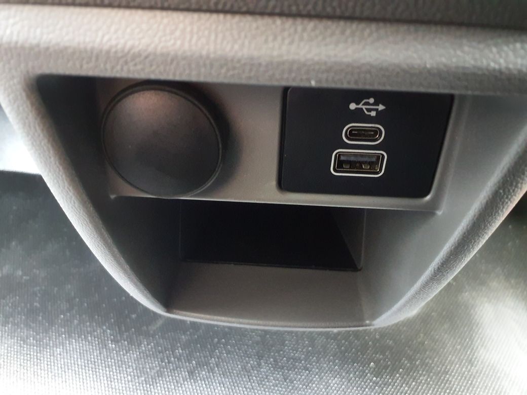 2024 Ford Transit Custom