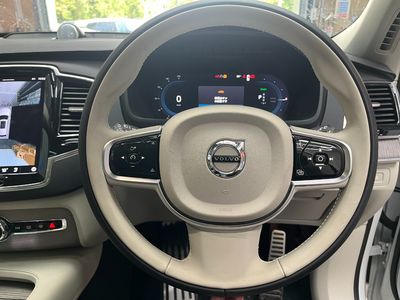 2023 Volvo XC90