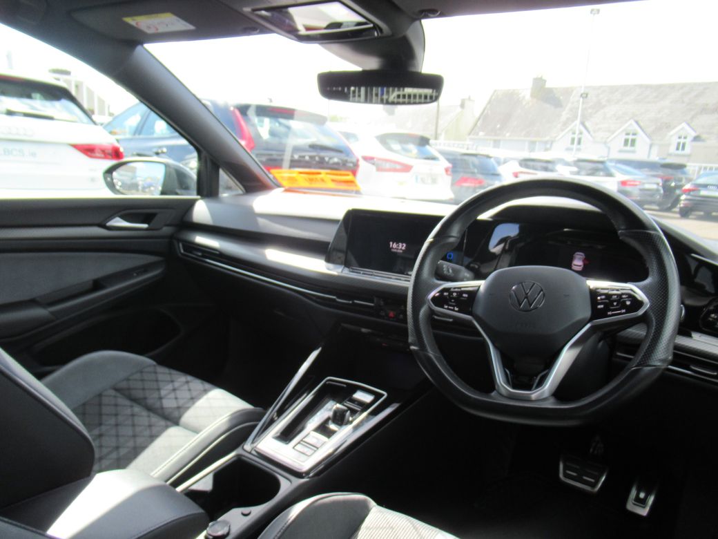 2023 Volkswagen Golf