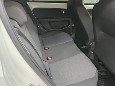 2015 Volkswagen up!