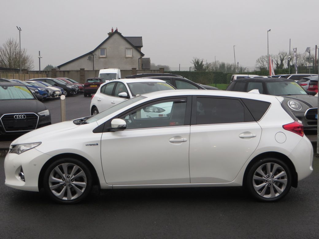 2015 Toyota Auris