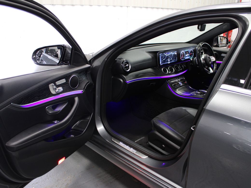 2020 Mercedes-Benz E 300
