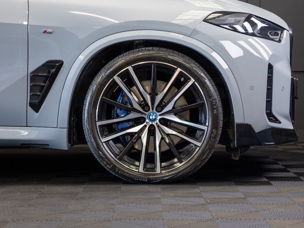 2025 BMW X5