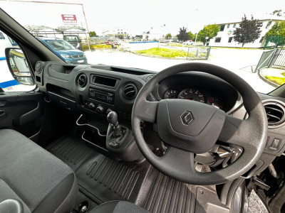 2020 Renault Master