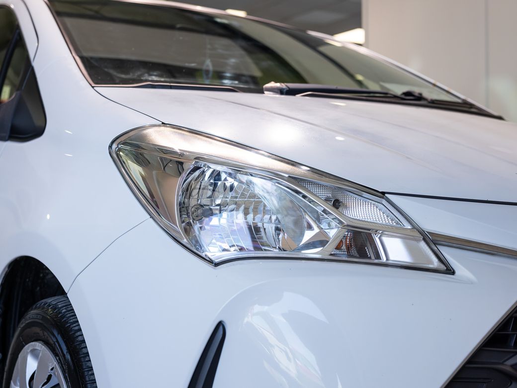 2017 Toyota Vitz
