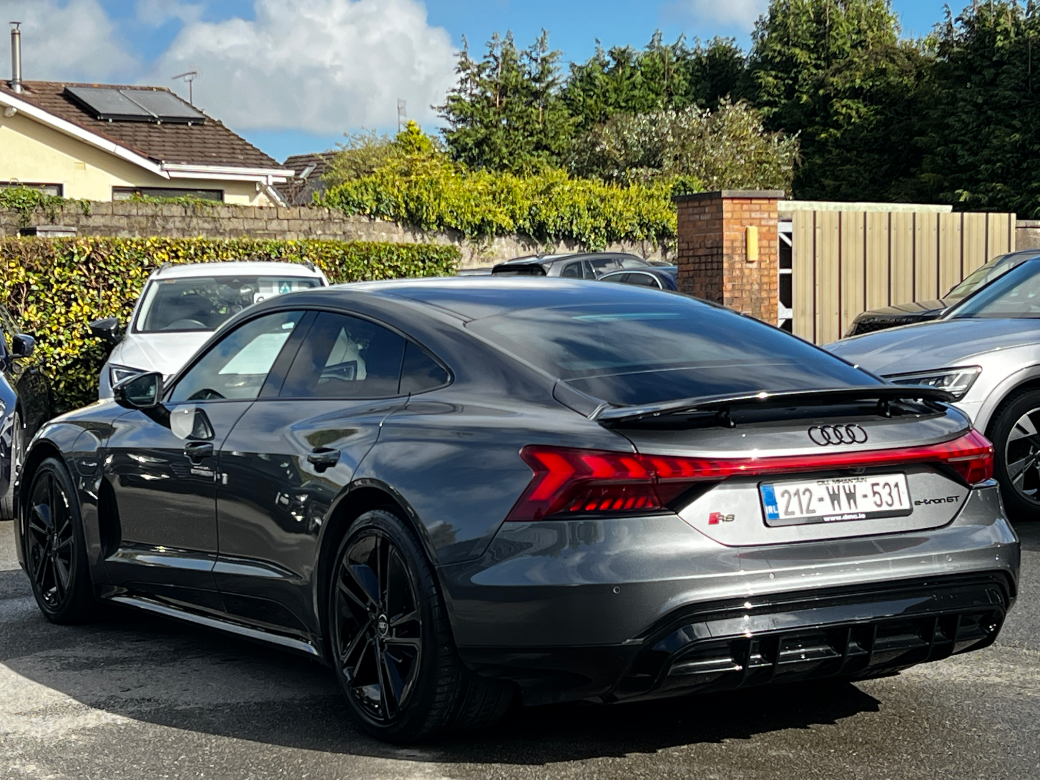 2021 Audi e-tron GT