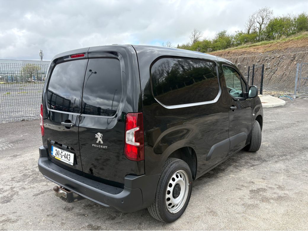 2024 Peugeot Partner