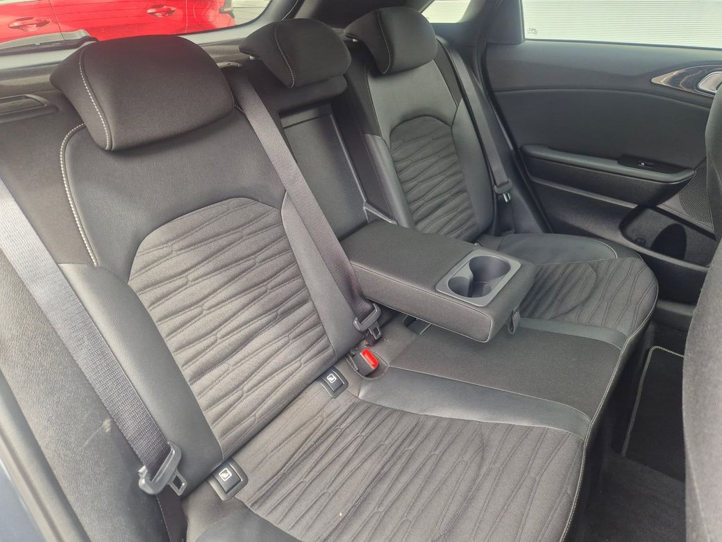 2025 Kia Ceed