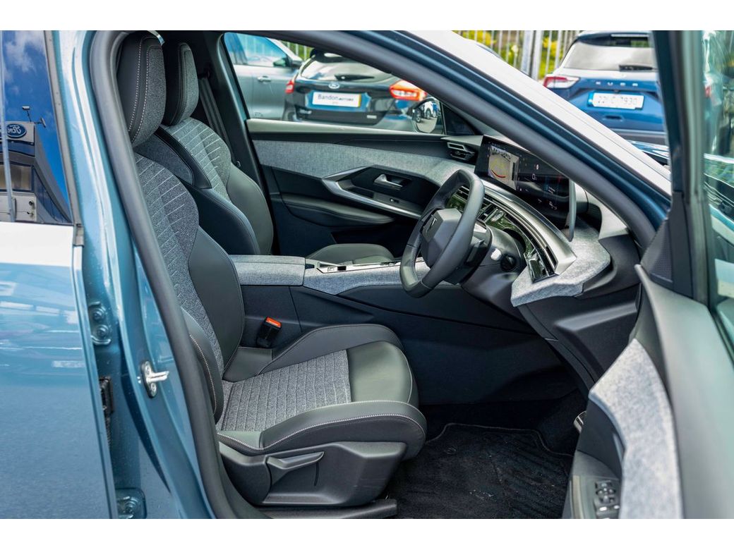 2025 Peugeot 5008