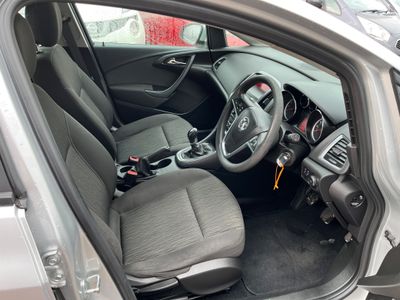 2015 Vauxhall Astra