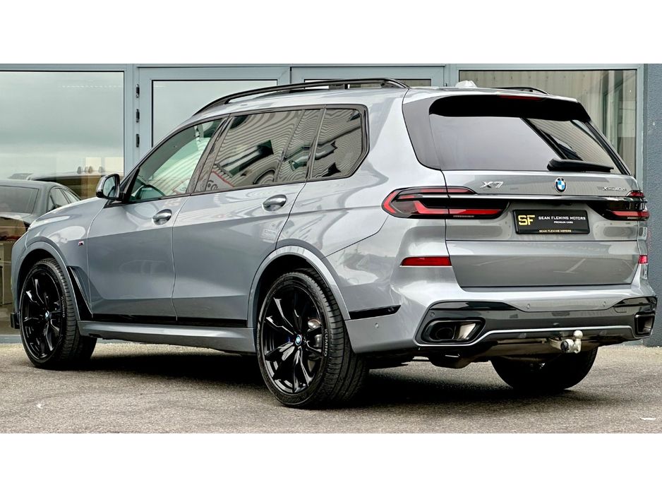 2024 BMW X7