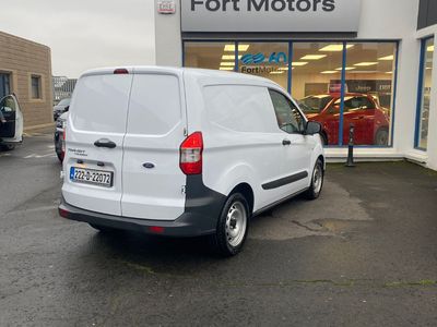2022 Ford Transit Courier