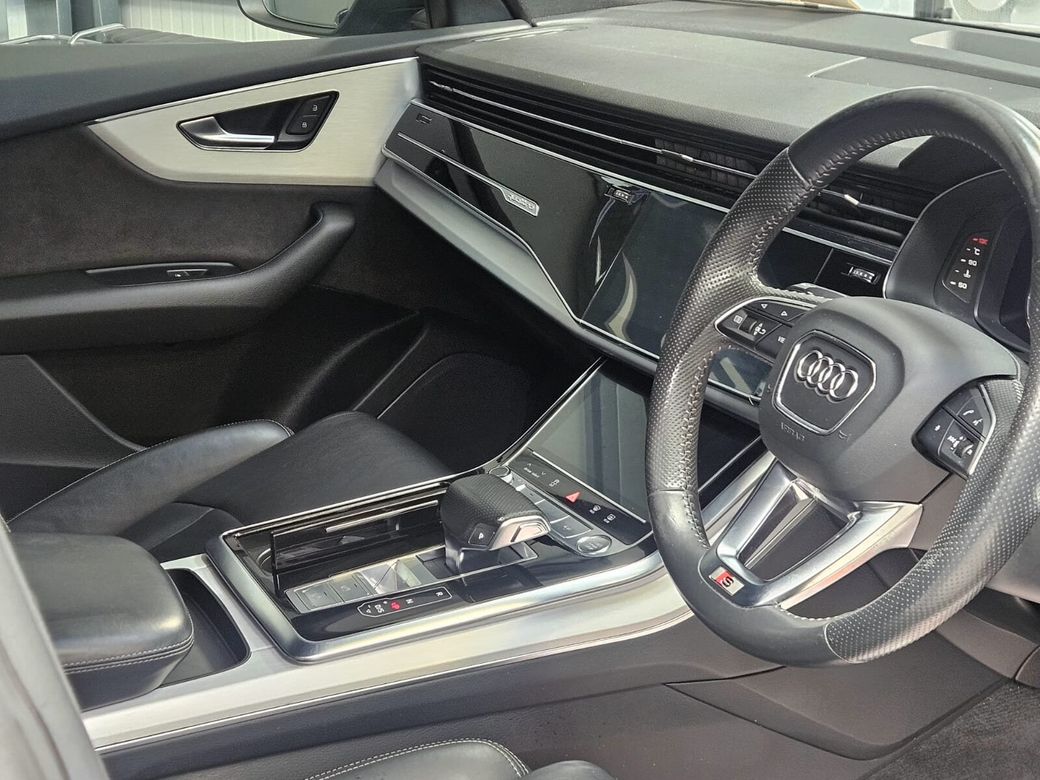 2019 Audi Q8