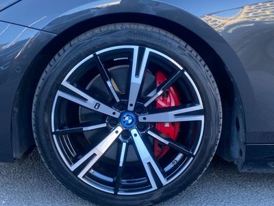 2024 BMW i5