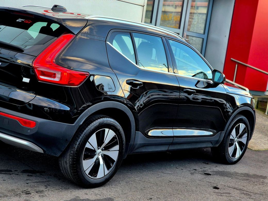 2023 Volvo XC40