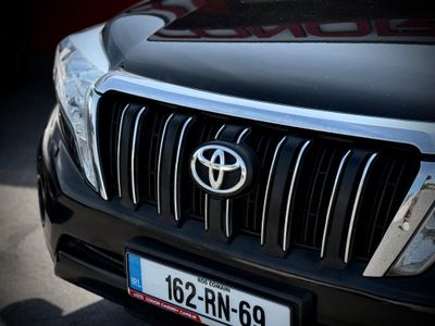 2016 Toyota Landcruiser