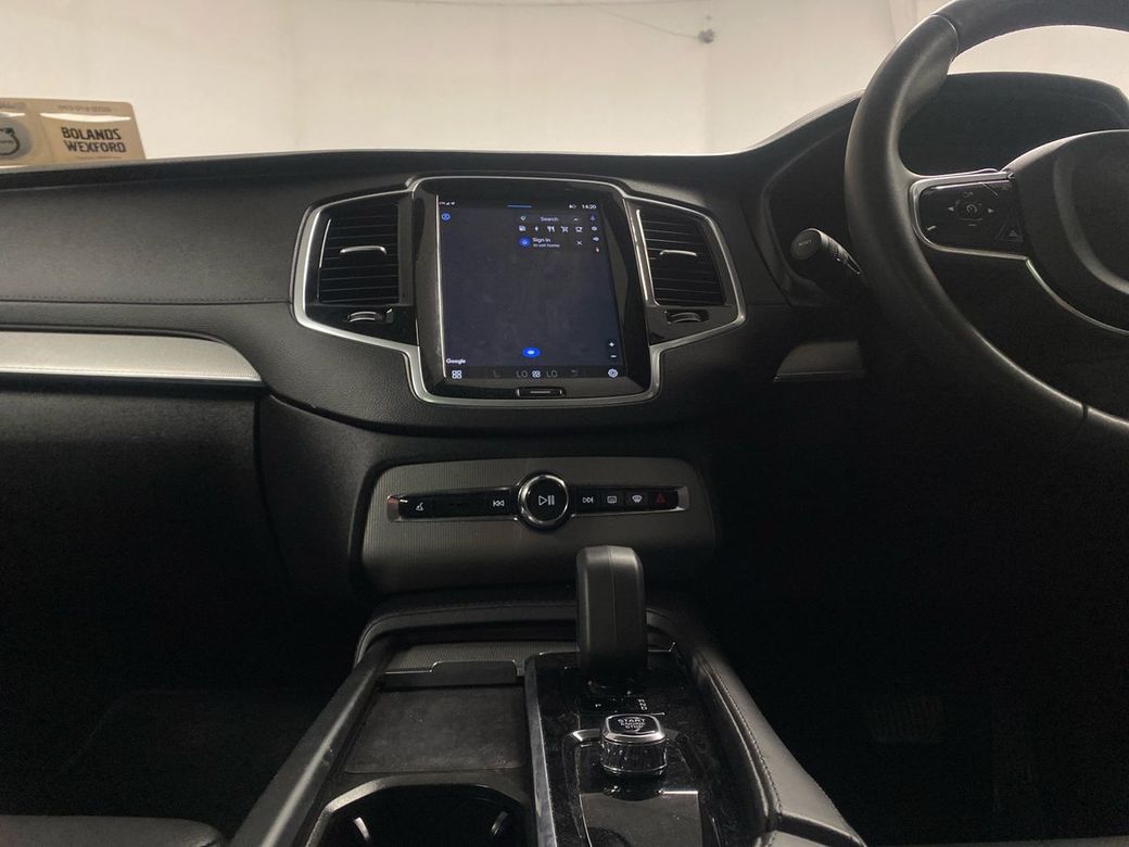 2023 Volvo XC90