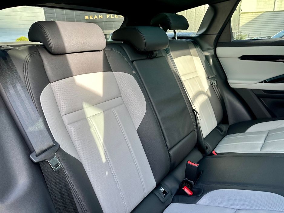 2026 Land Rover Range Rover Evoque