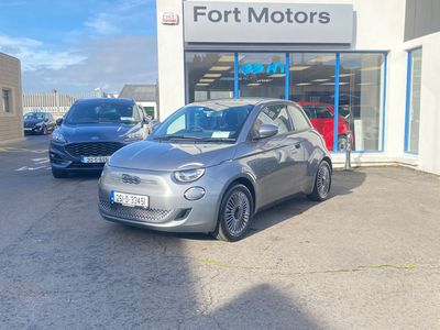 2025 Fiat 500e