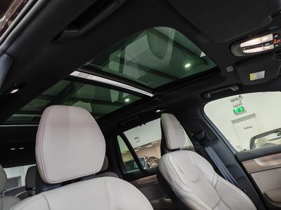2025 Volvo XC90