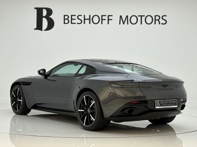 2022 Aston Martin DB11