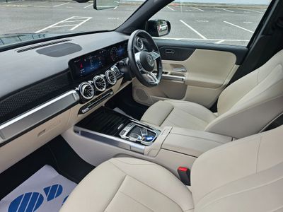 2025 Mercedes-Benz GLB Class