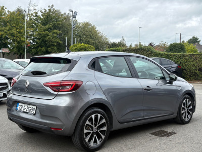 2023 Renault Clio