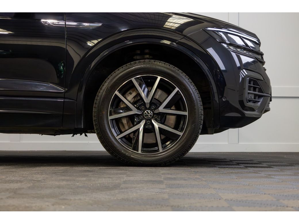 2021 Volkswagen Touareg