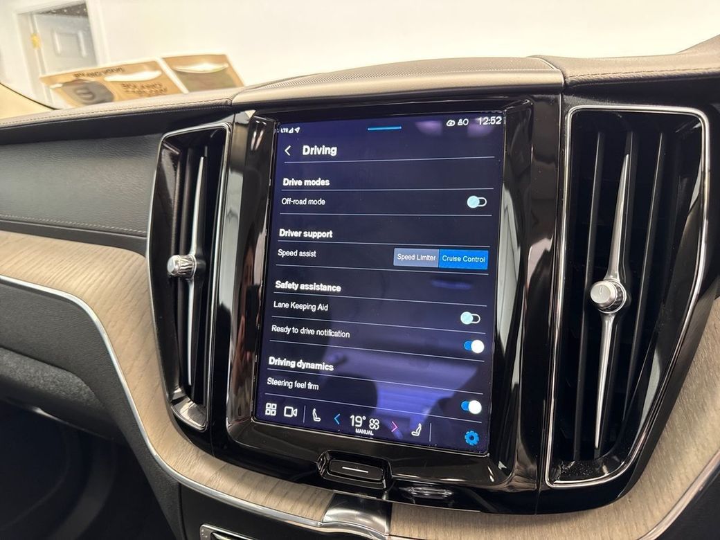 2021 Volvo XC60