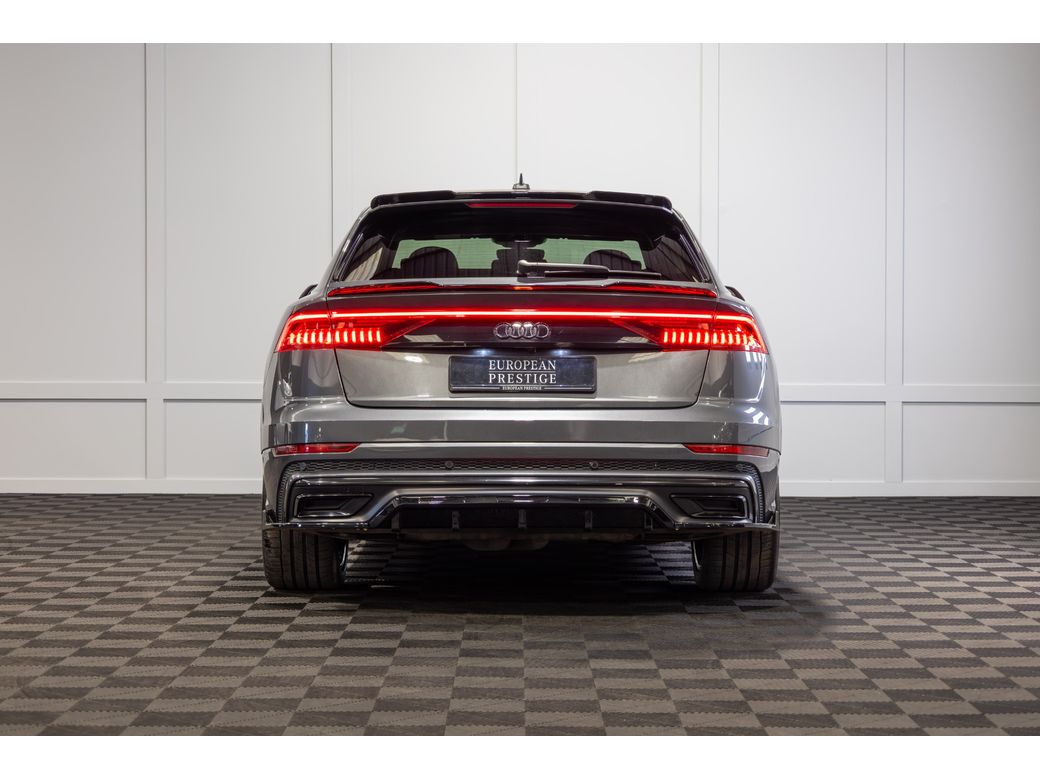 2021 Audi Q8