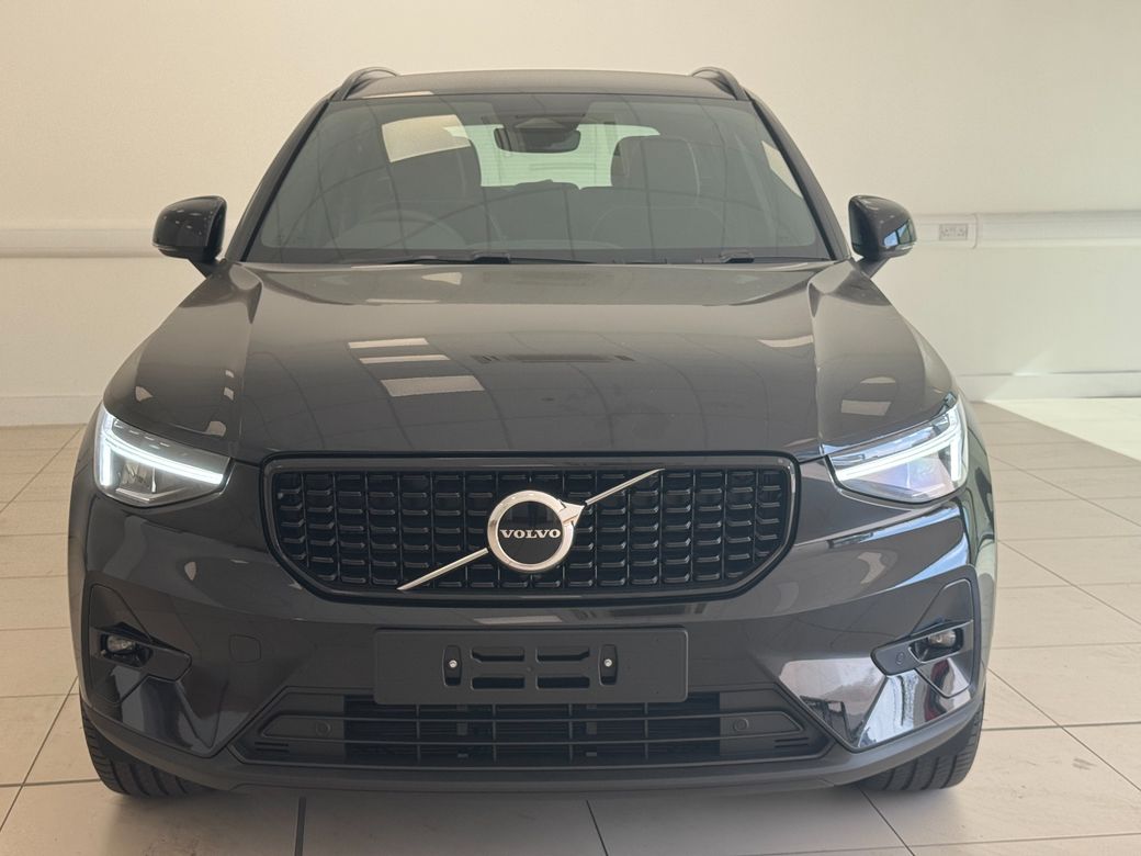 2026 Volvo XC40