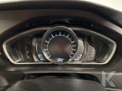 2019 Volvo V40