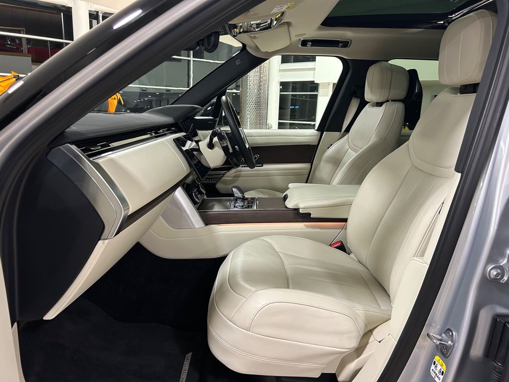 2023 Land Rover Range Rover