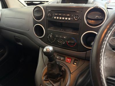 2013 Peugeot Partner