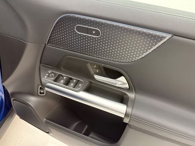 2025 Mercedes-Benz EQA
