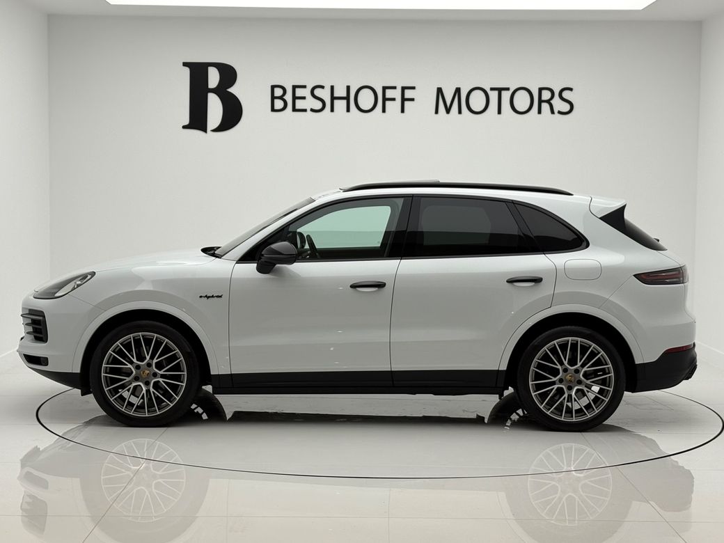 2022 Porsche Cayenne