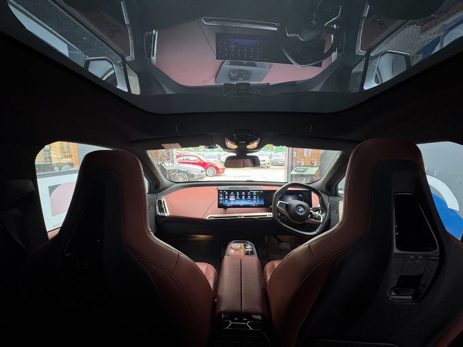 2022 BMW iX