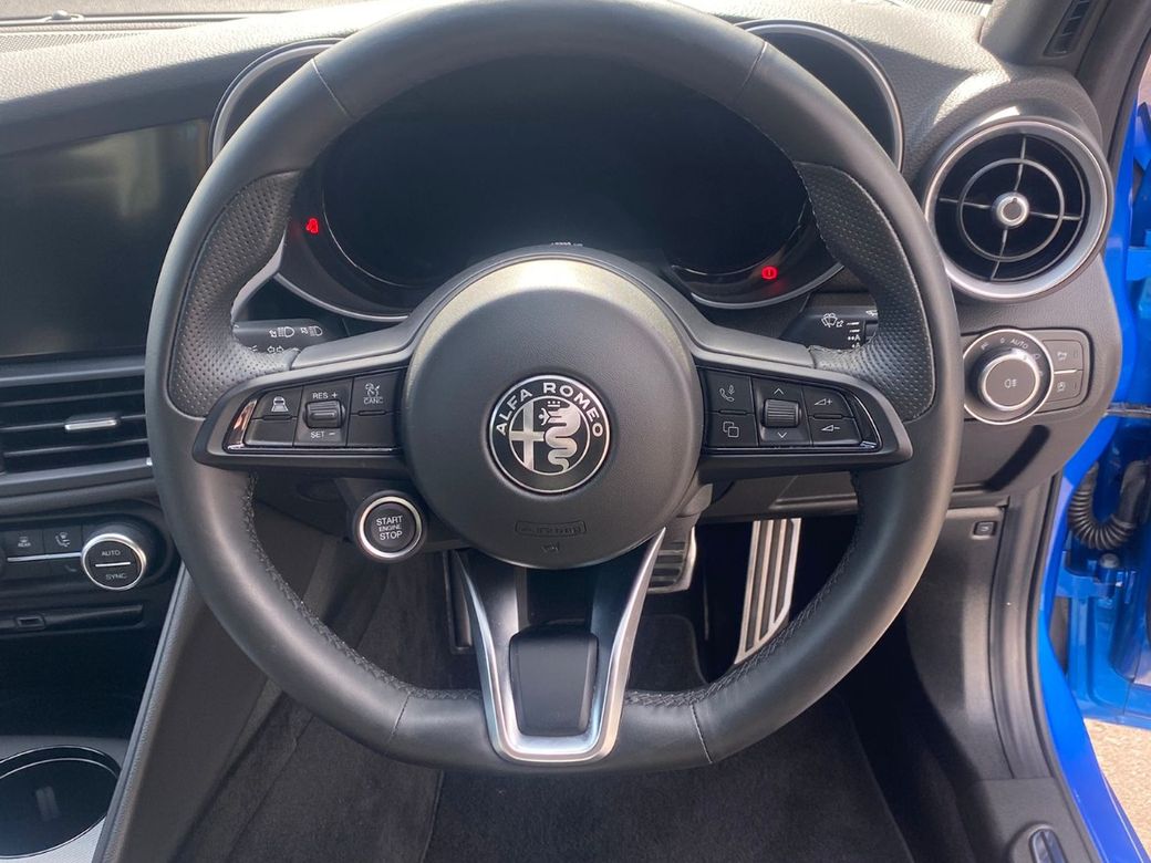 2025 Alfa Romeo Giulia