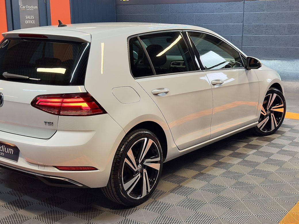 2017 Volkswagen Golf