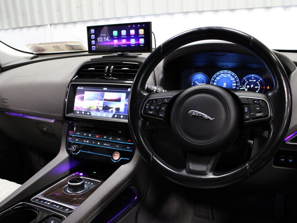 2016 Jaguar F-Pace