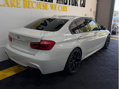 2019 BMW 330
