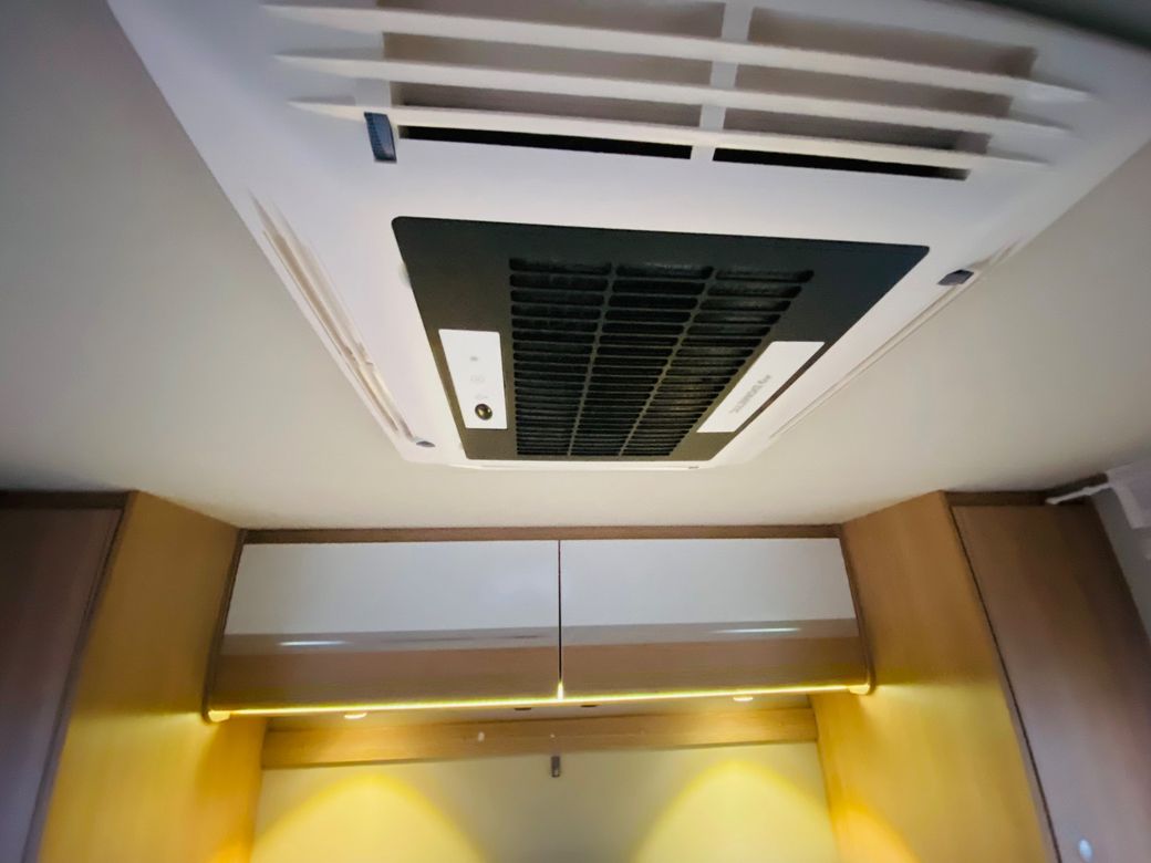 2014 SUNLIGHT T 69 L.H.D LOW PROFILE 