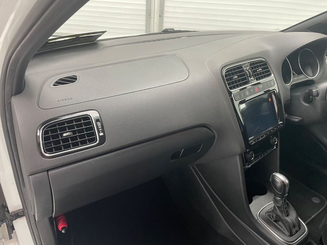 2016 Volkswagen Polo