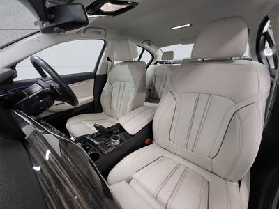 2021 BMW 5 Series