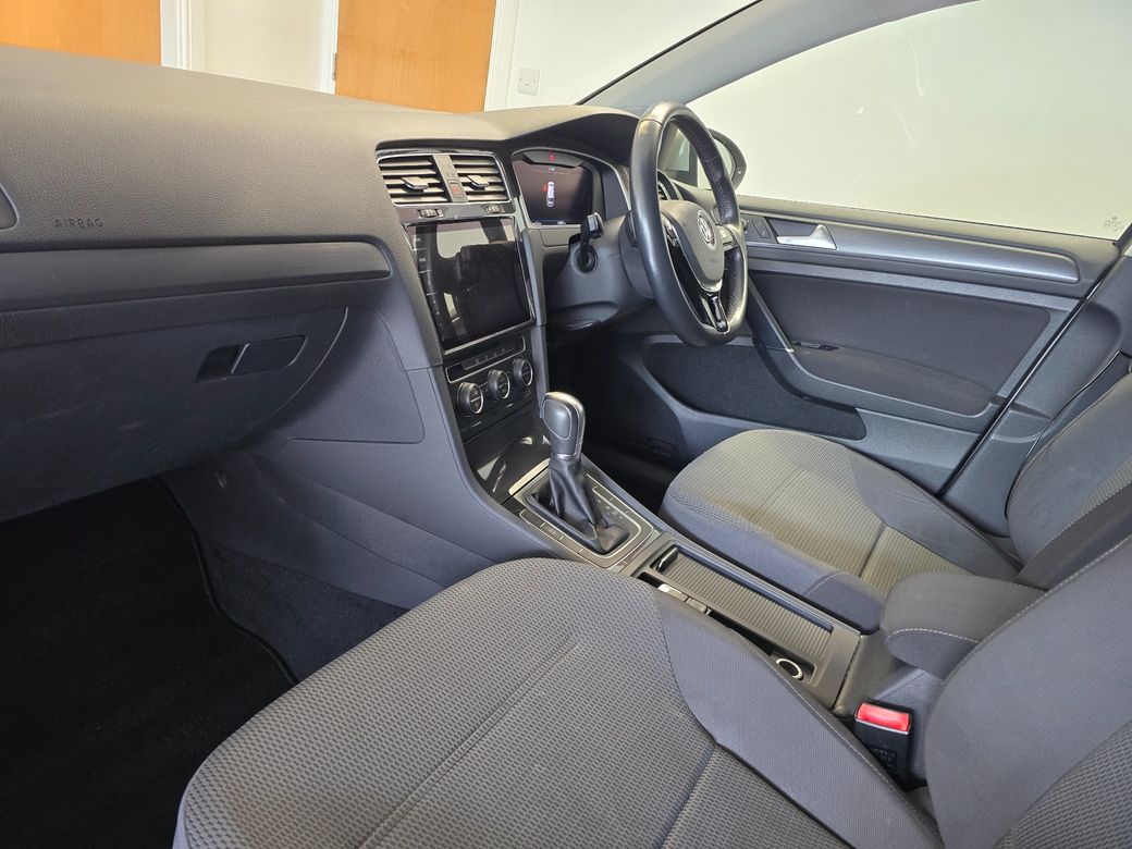 2019 Volkswagen Golf